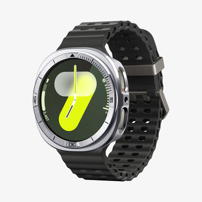 ACS10011 - Galaxy Watch 9 Bezel Tune Pro in sliver showing the front and partial side