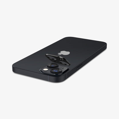 AGL05274 - iPhone 14 / 14 Plus Optik Lens Protector in black showing the optik lens protector being installed onto camera lens