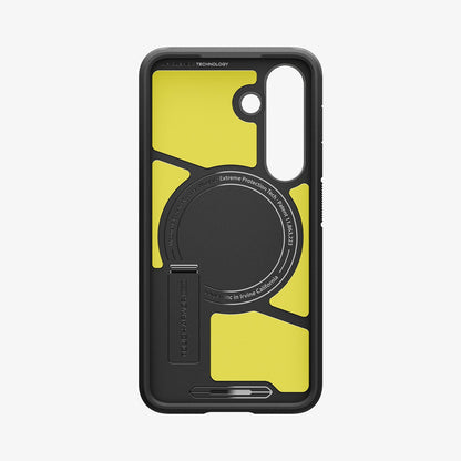 ACS09008 - Galaxy S25 Case Tough Armor AI (MagFit) in Black showing the inner
