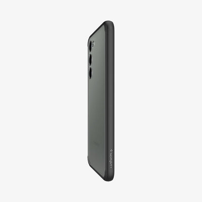 ACS05669 - Galaxy S23 Plus Case Ultra Hybrid in black showing the side and partial back
