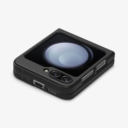 ACS06229 - Galaxy Z Flip 5 Case AirSkin in black showing the back and side folded