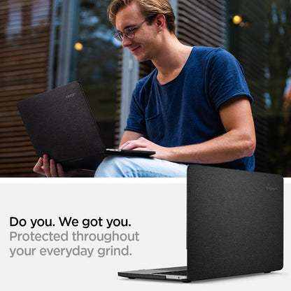 070CS25965 - MacBook Pro 13-inch Case Thin Fit in Black showing the protection throughout your everyday grind